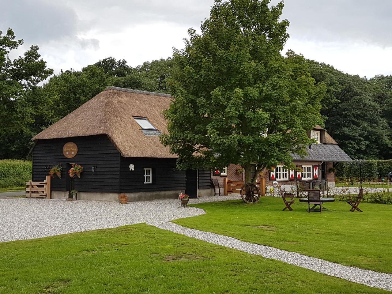 Gasterij Liedorp Bed & Breakfast Lierop Екстериор снимка